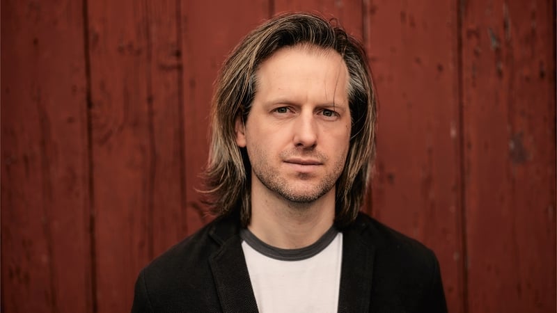 Ross A: "Narrative-laden alt-folk. Earthy, textured. Multi-faceted."