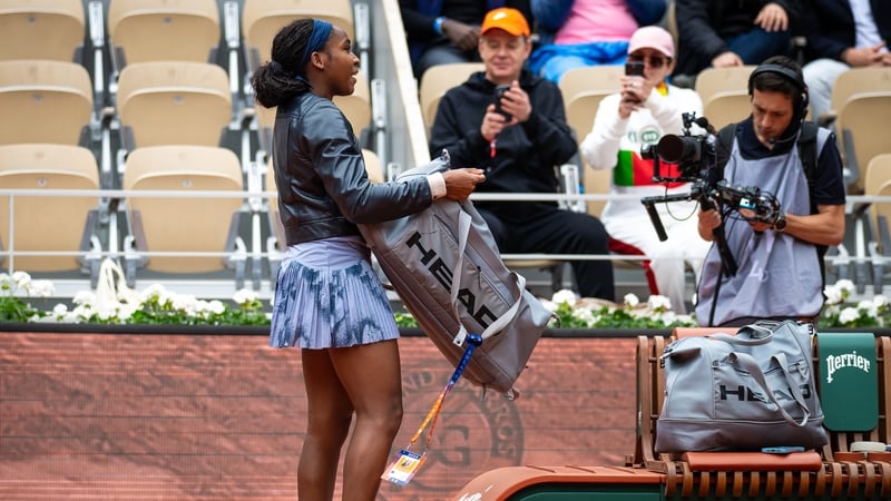 Coco Gauff discovers her bag lacks some essential equipment