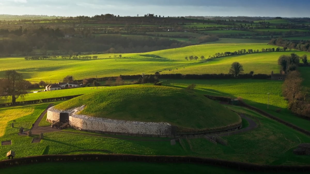 From That Small Island - Colm Mac Con Iomaire