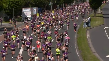 Thousands take part in VHI Women's Mini Marathon