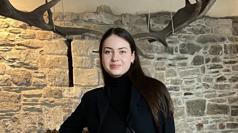 Lidiia sat Ukrainian as a non-curriculum language.