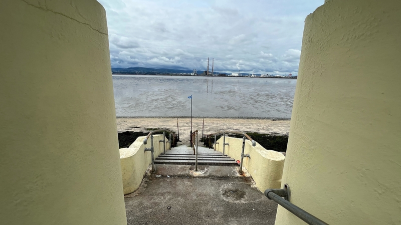 The sewage discharge was due to heavy rainfall in recent days (Photo: RollingNews)