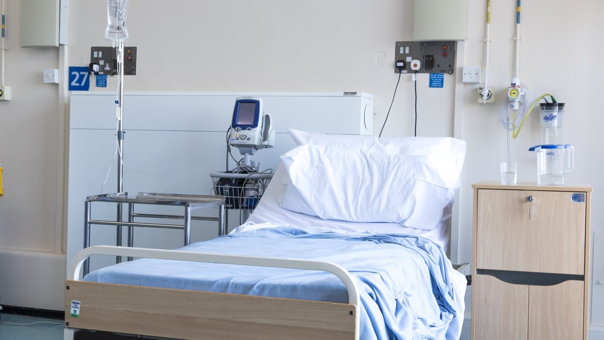 Will HSE recruitment pause have an impact on patient services?
