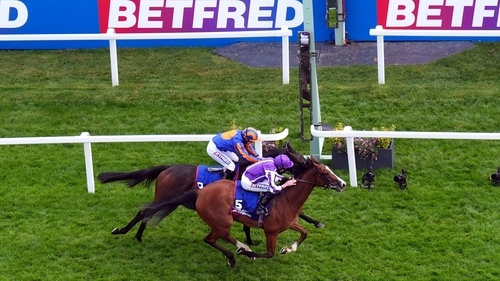 Minnie Hauk (R) lead home a Ballydoyle 1-2 in the fillies' Classic