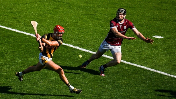 11 June 2023; Cillian Buckley of Kilkenny scores his side's fourth and winning goal, despite the efforts of Galway's Pádraic Mannion, during the Leinster GAA Hurling Senior Championship Final match between Kilkenny and Galway at Croke Park in Dublin. Photo by Seb Daly/Sportsfile
