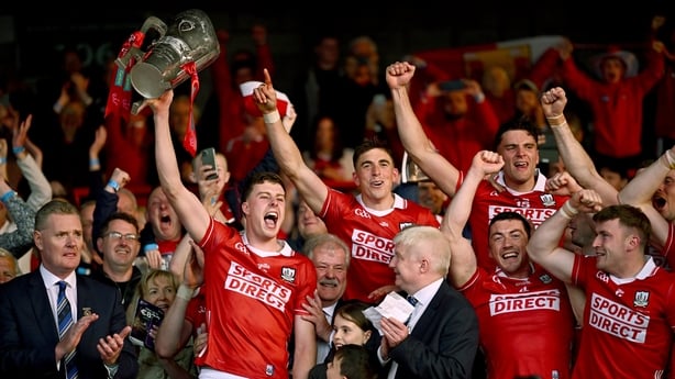7 June 2025; Cork captain Robert Downey lifts the Mick Mackey Cup after his side' victory in the Munster GAA Hurling Senior Championship final match between Limerick and Cork at LIT Gaelic Grounds in Limerick. Photo by Piaras Ó Mídheach/Sportsfile