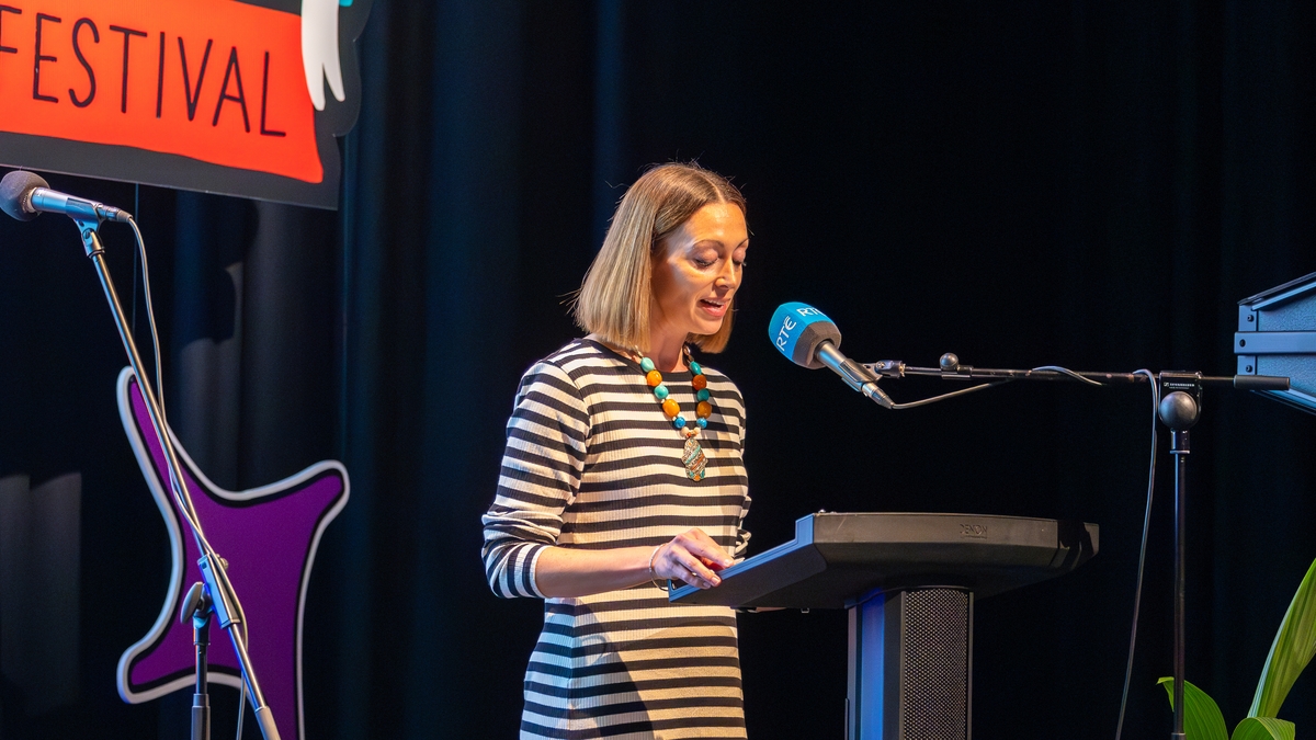 Seeing Things, by Lucy Caldwell