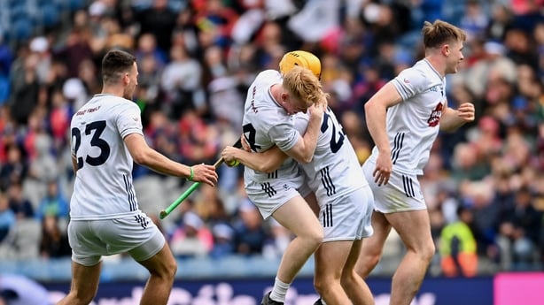 8 June 2025; Kildare players celebrate after the Joe McDonagh Cup final match between Kildare and Laois at Croke Park in Dublin. Photo by Ramsey Cardy/Sportsfile