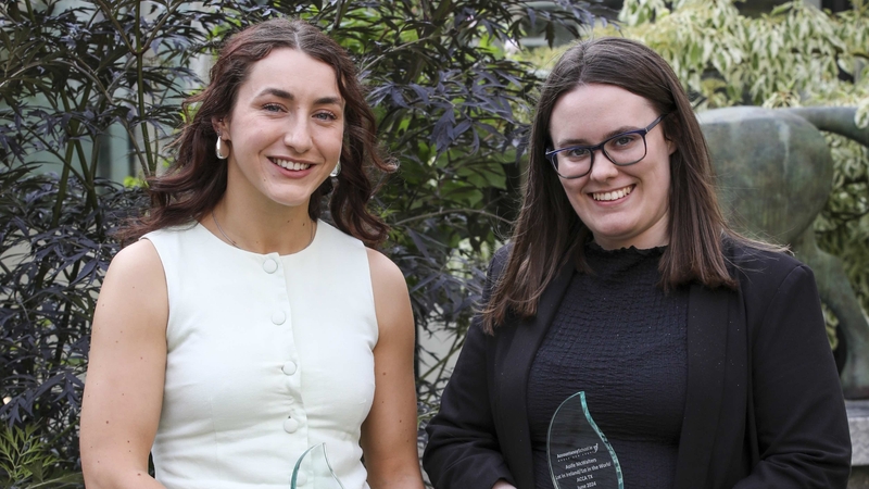 Elizabeth Howard and Aoife Mc Walters