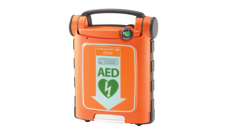 The safety notice refers to the The notice refers to the Zoll Powerheart G5 AED