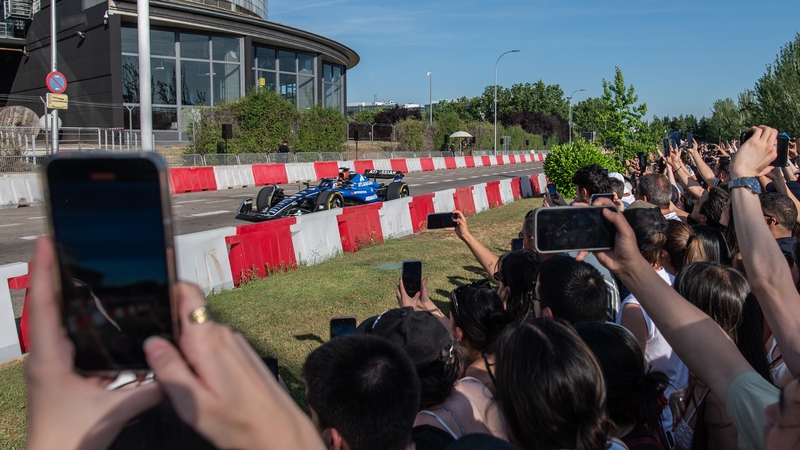 Carlos Sainz driving the Williams FW45 on part of the future urban circuit in his hometown Madrid during an exhibition at the weekend
