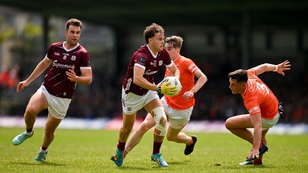 16 June 2024; Robert Finnerty of Galway in action against Andrew Murnin and Aaron McKay of Armagh during the GAA Football All-Ireland Senior Championship Round 3 match between Armagh and Galway at Markievicz Park in Sligo. Photo by Brendan Moran/Sportsfile