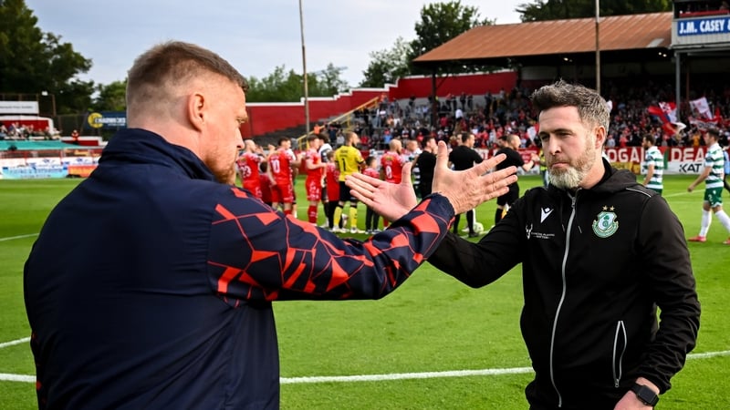 Damien Duff and Stephen Bradley did exchange a handshake afterwards
