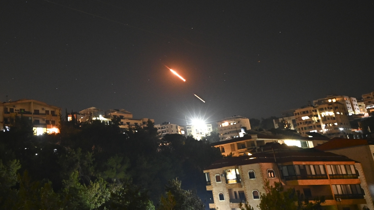Overnight strikes and threats of more attacks to come from Israel & Iran