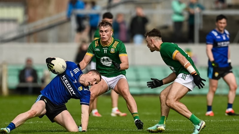 Jason Foley of Kerry in action against Ruairi Kinsella, left, and Seán Coffey