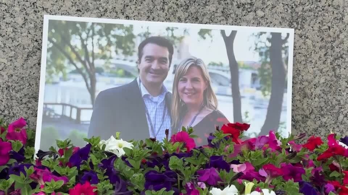 Suspect in US politicians' shooting arrested after manhunt