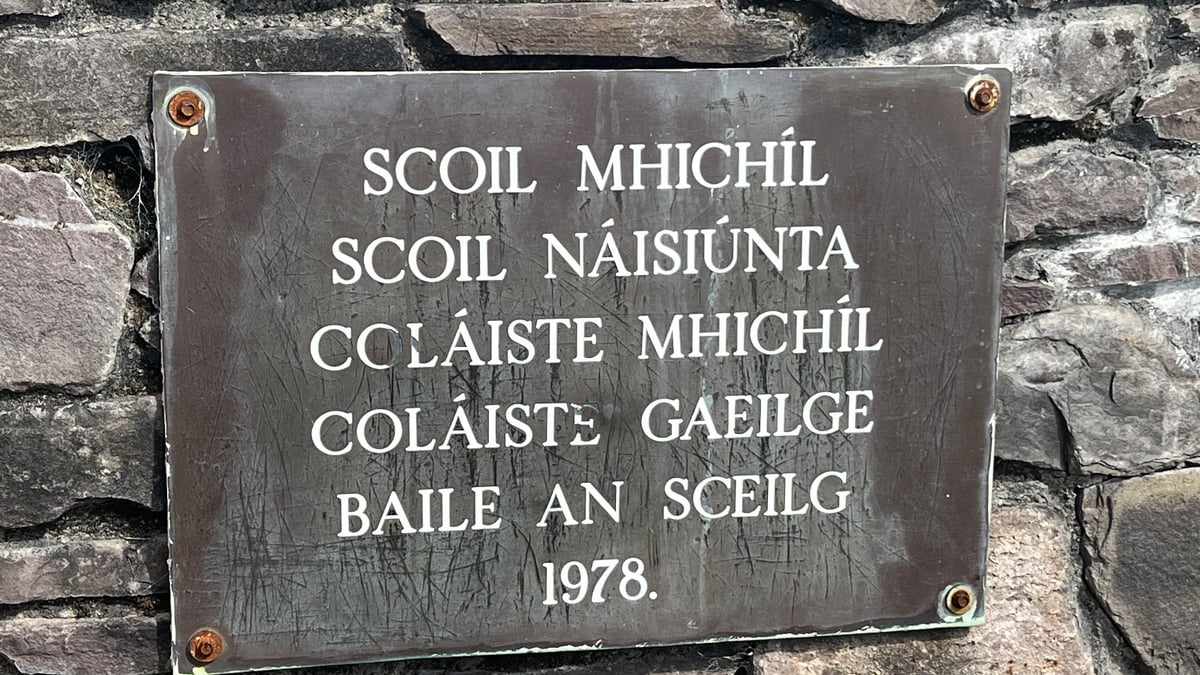 Laoise Nic Aogáin agus Síle Ní Chonaill
