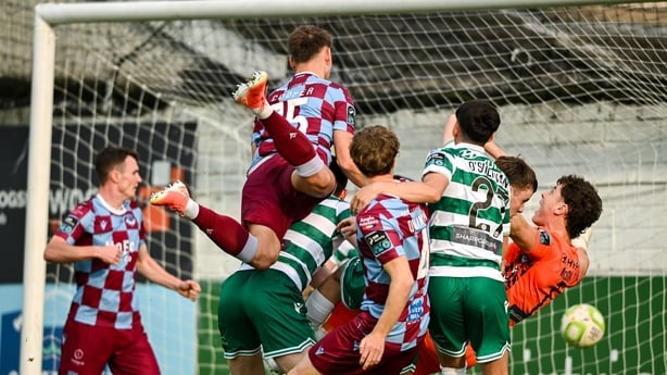 16 June 2025; George Cooper of Drogheda United heads his side' first goal past Shamrock Rovers goalkeeper Ed McGinty during the SSE Airtricity Men's Premier Division match between Drogheda United and Shamrock Rovers at Sullivan & Lambe Park in Drogheda, Louth. Photo by Shauna Clinton/Sportsfile