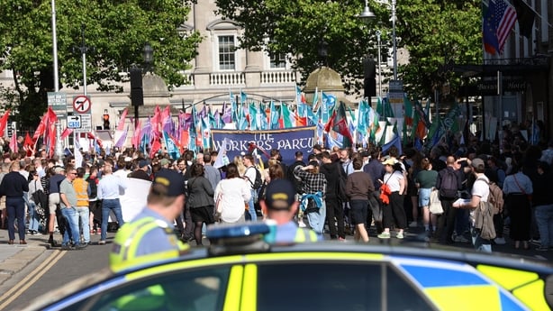 Hundreds of people gathered in Molesworth Street for the rally (Pic: RollingNews.ie)