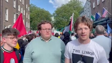 Hundreds take part in Raise the Roof protest outside Dáil