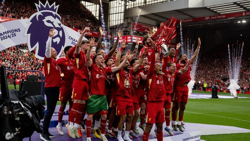 The red-clad Liverpool lifted the Premier League title last season.