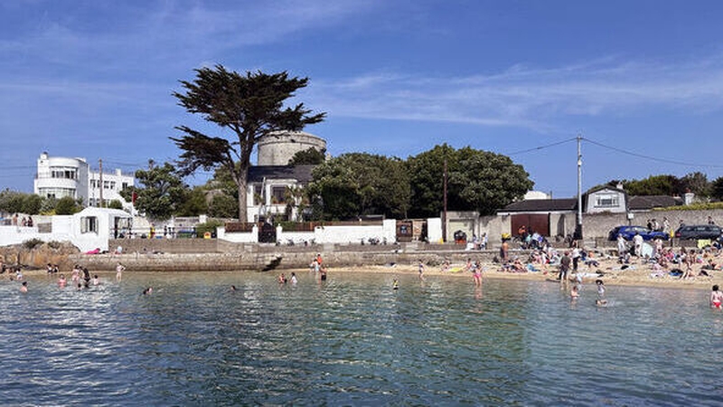 Met Éireann has indicated that temperatures could reach 29C tomorrow (file image)