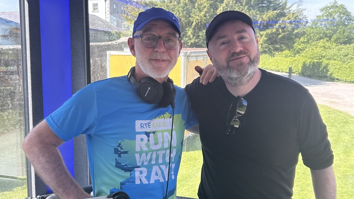 Four Mothers with Darren Thornton