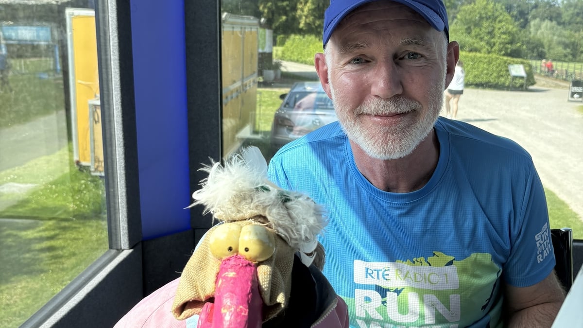 Dustin the Turkey joins Ray in Drogheda