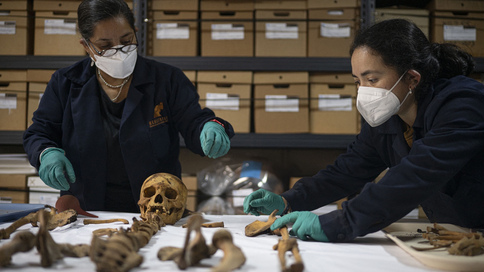 Juliette claire nue Ob lingerie try on hauls auf Youtube