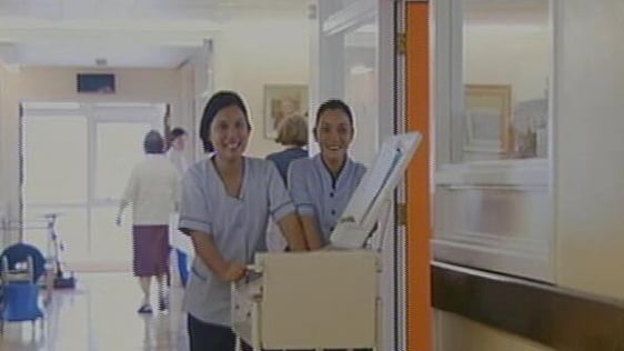 Nurses, Mater Hospital (2000)
