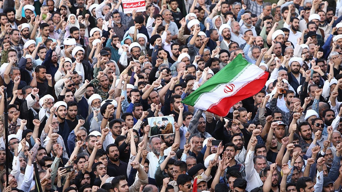 Tús Áite: Iarin agus Meiriceá