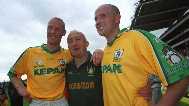 2 September 2001; Meath manager Sean Boylan celebrates with players Graham Geraghty (left) and Ollie Murphy. Meath v Kerry, All Ireland Senior Football Semi-Final, Croke Park, Dublin. Picture credit; Damien Eagers / SPORTSFILE