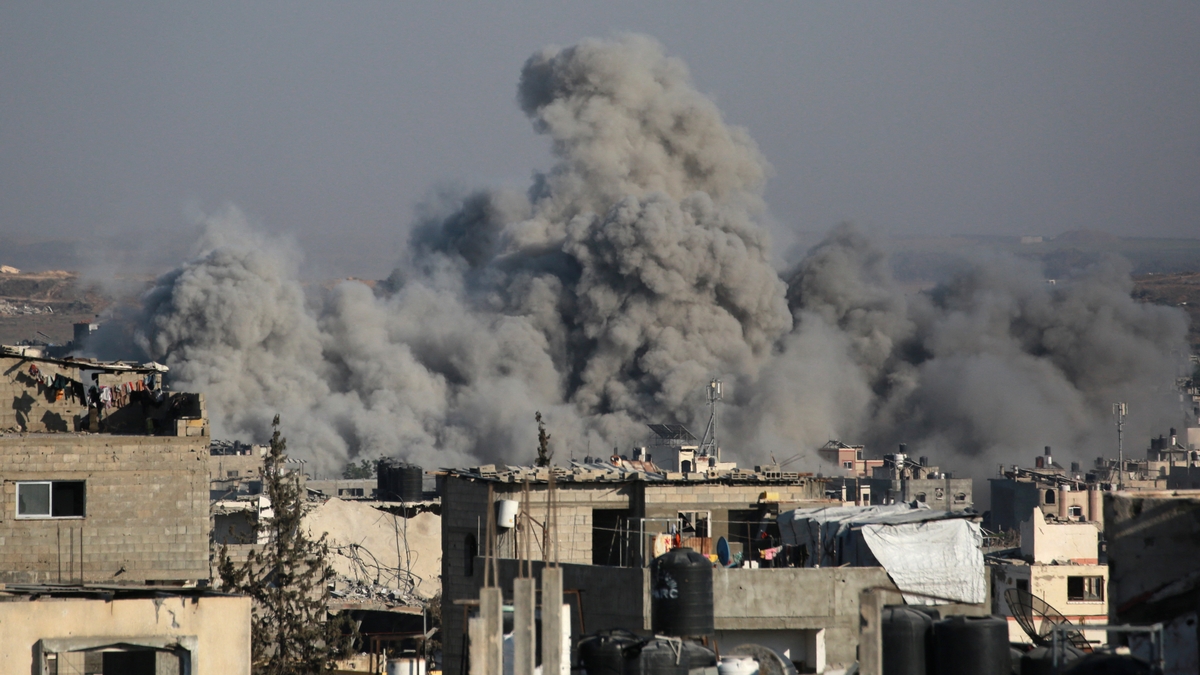 Controversy in Glastonbury and reaction to the increased military action in parts of Northern Gaza