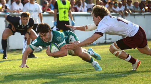 Paidi Farrell scored two tries in Ireland's bonus-point win