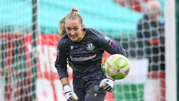 8 March 2025; Shamrock Rovers goalkeeper Katie Keane during the SSE Airtricity Women's Premier Division match between Shelbourne and Shamrock Rovers at Tolka Park in Dublin. Photo by Stephen McCarthy/Sportsfile