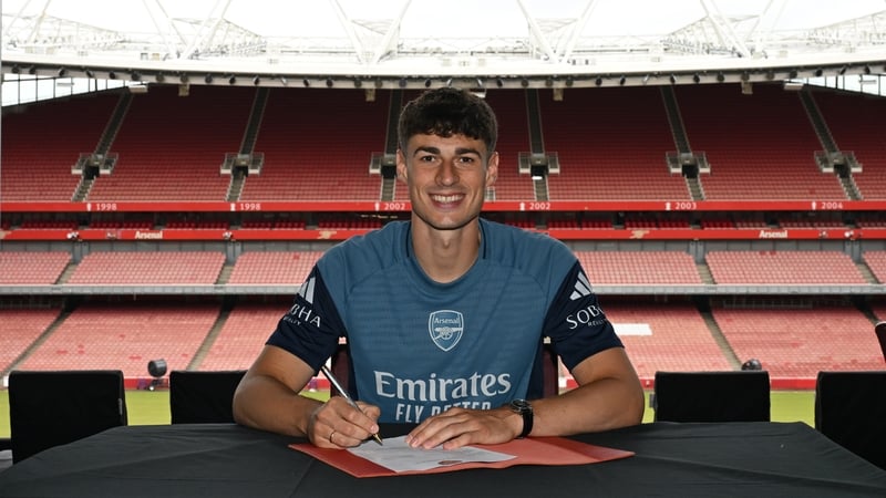 Kepa Arrizabalaga in his new home at the Emirates Stadium