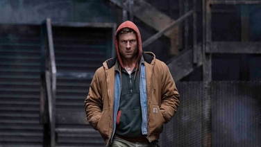 Glen Powell is The Running Man