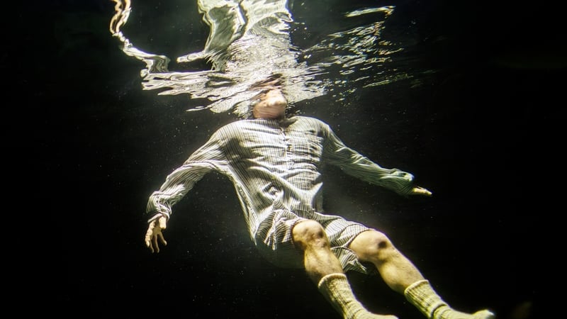 Actor Mikel Murfi goes underwater with Oh (Pic: James Connolly)