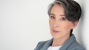Evening Song with Shirley Keane show image