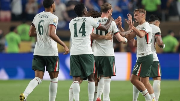 Chelsea FC players celebrate the 2-1 victory following the final whistle of the FIFA Club World Cup 2025 quarter final match between SE Palmeiras and Chelsea FC at Lincoln Financial Field on July 04, 2025 in Philadelphia, Pennsylvania.