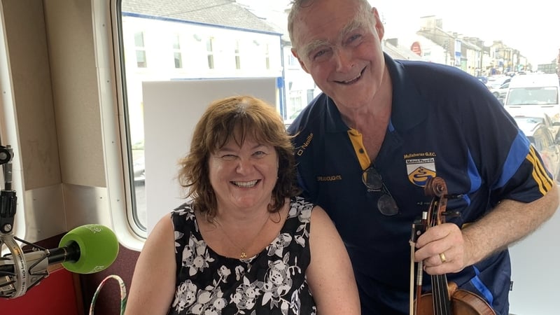 Neansai Ni Choisdealbha agus Antoin Mac Gabhann i Rodai RnaG ag Scoil Samhraidh Willie Clancy