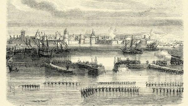 View of la Rochelle in 1627. 19th Century engraving. (Photo by: Photo12/Universal Images Group via Getty Images)