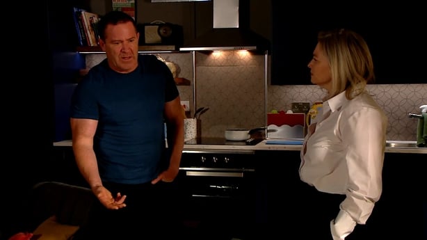 fair city's damien needs mairead's help