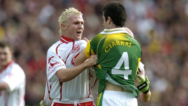 25 September 2005; Owen Mulligan, Tyrone, confronts Tom O'Sullivan, Kerry. Bank of Ireland All-Ireland Senior Football Championship Final, Kerry v Tyrone, Croke Park, Dublin. Picture credit; Brendan Moran / SPORTSFILE *** Local Caption *** Any photograph taken by SPORTSFILE during, or in connection