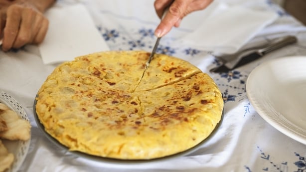 serving omelette on the table