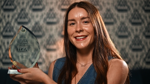 Áine Breen pictured with her award