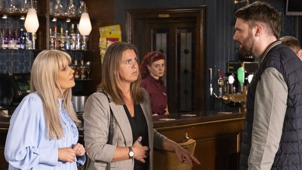 Ian refuses to listen to Maxine and remains furious with Sash