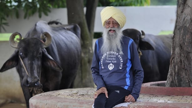 Veteran Marathon runner Fauja Singh poses during an exclusive interview with Hindustan Times on September 13, 2016 in Jalandhar, India.
