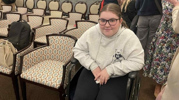 Nikita Clarke at a public meeting on endometriosis care