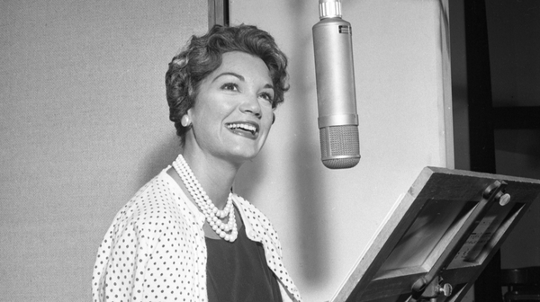 Entertainer Connie Francis records in the studio with producer Ray Ellis at MGM on July 10, 1959 in New York. (Photo by PoPsie Randolph/Michael Ochs Archives/Getty Images)